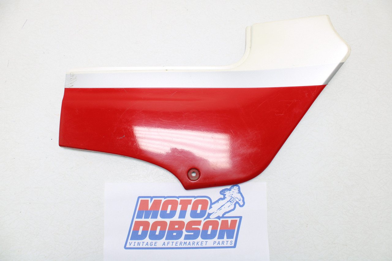 Kawasaki GPZ600R 36001-1289B LH Side Cover Red/White