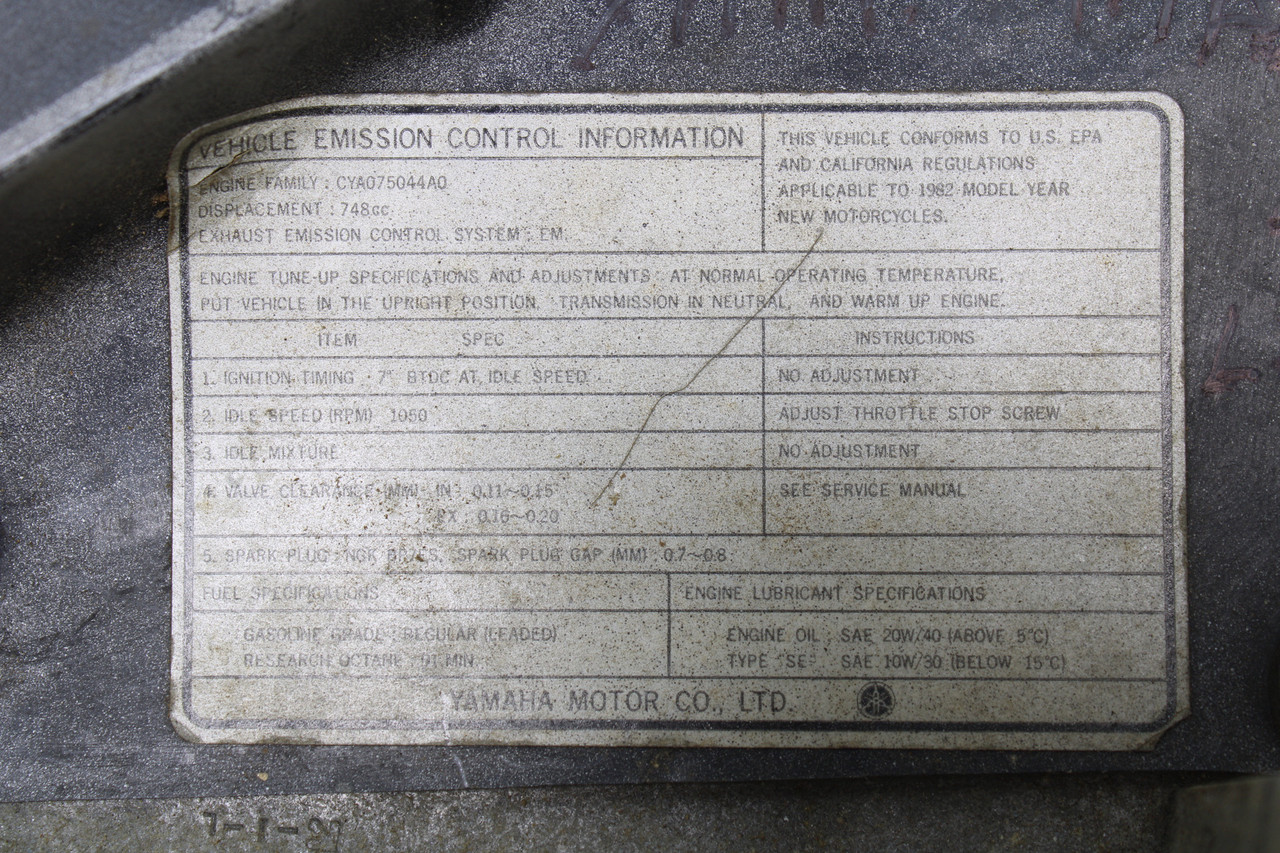 Yamaha Maxim 1982 Left Hand Side Cover