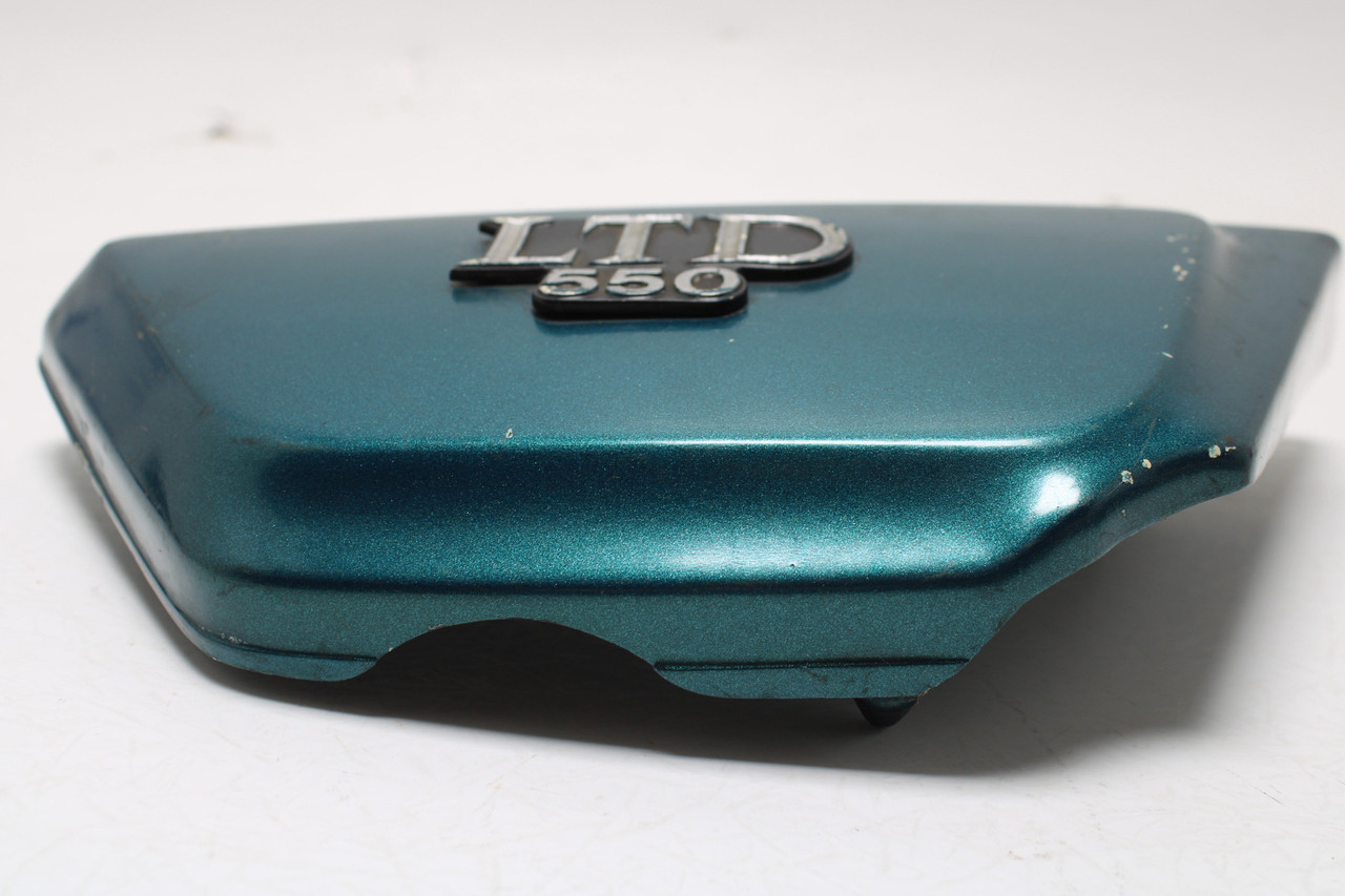 Kawasaki - KZ550 LTD 36001-1098 Right Hand Side Cover