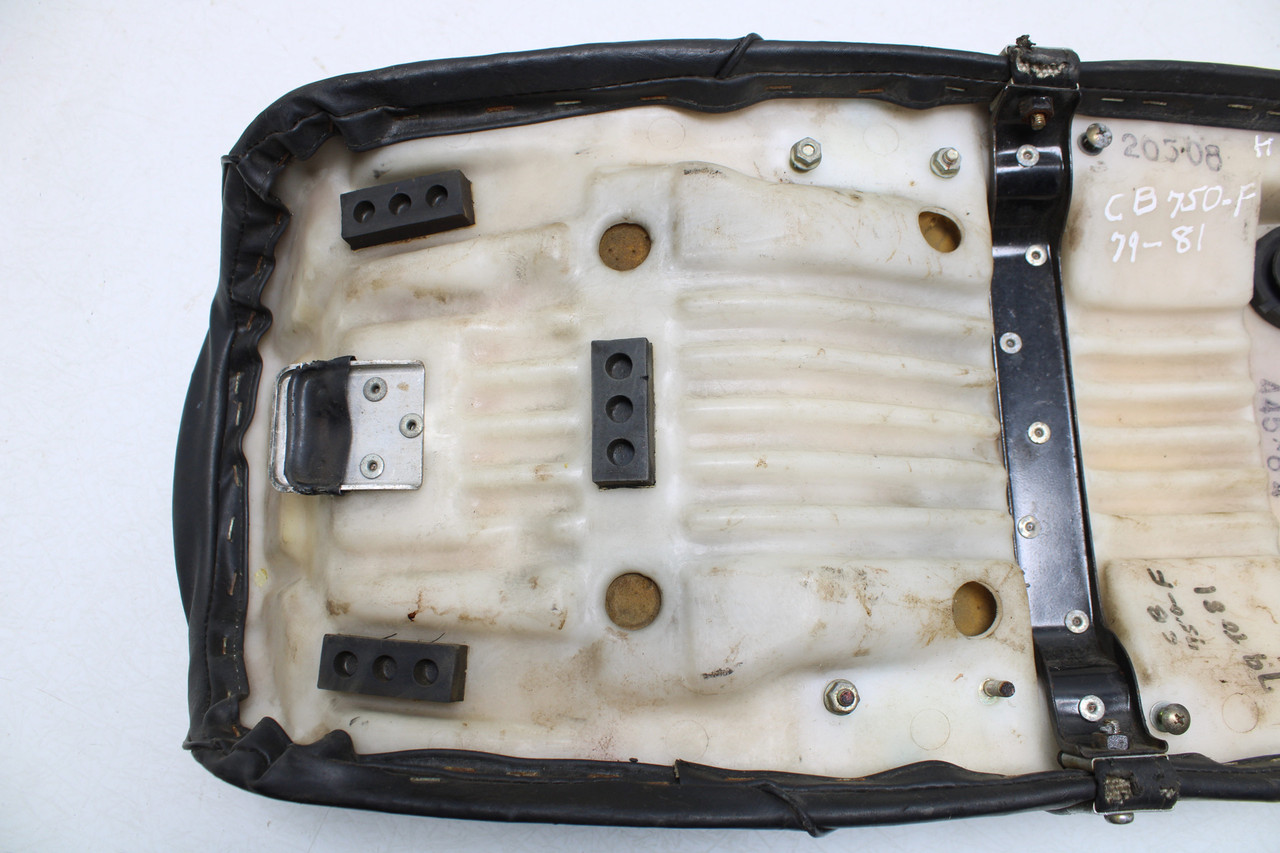 Honda CB750F 1979-1981 77100-438-000 SEAT