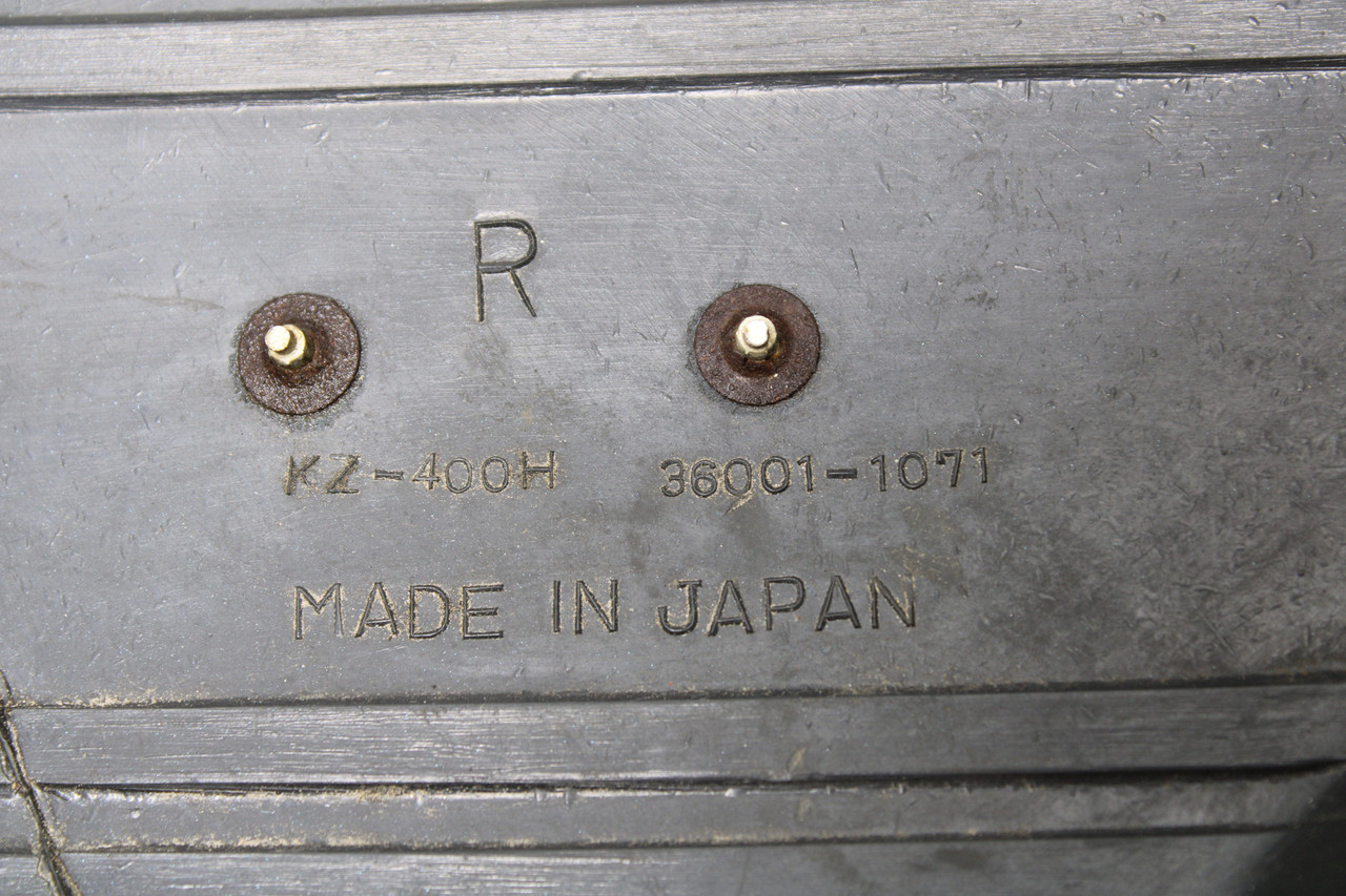Kawasaki LTD KZ440 1980-1983 36001-1071 Right Side Cover