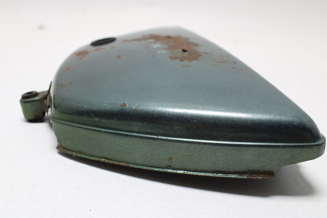 Kawasaki H1 500 Mach III 1973 Right Side Cover Oil Tank Side