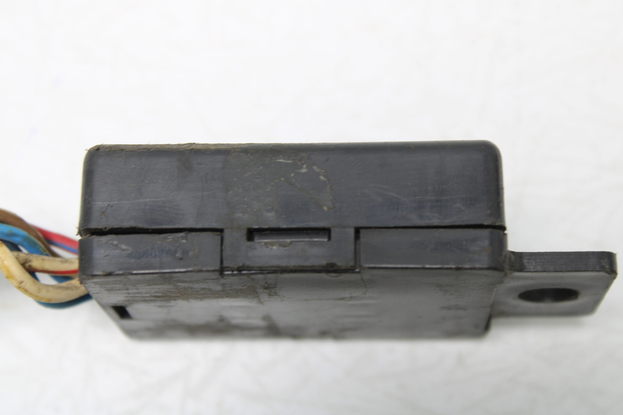 Kawasaki GPZ KZ550 1982-1983 Fuse Box