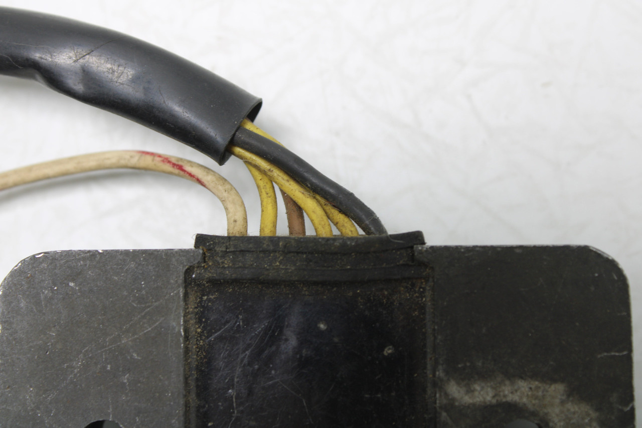Kawasaki GPZ 550 SH230-12 1.2 Regulator Rectifier