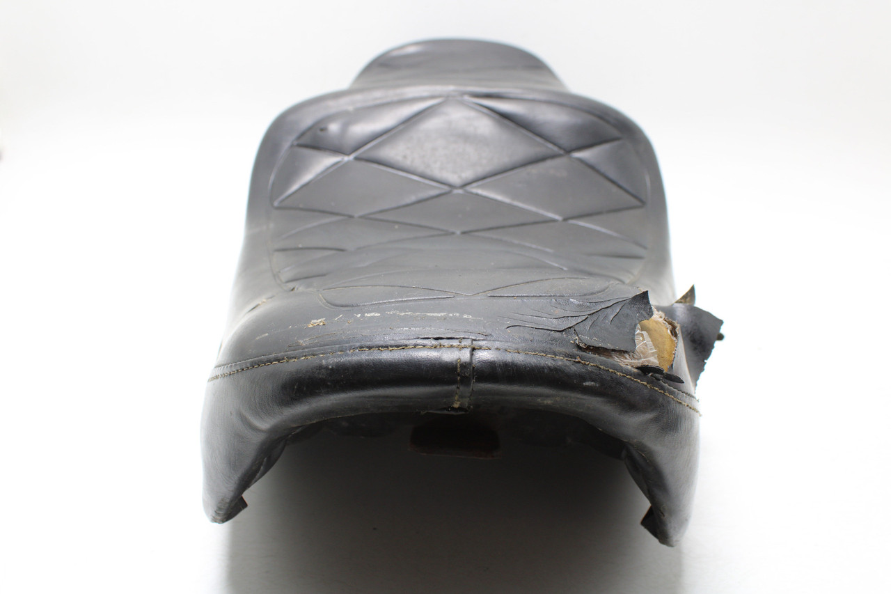 Honda CB750C 1981 77200-MA5-670 SEAT