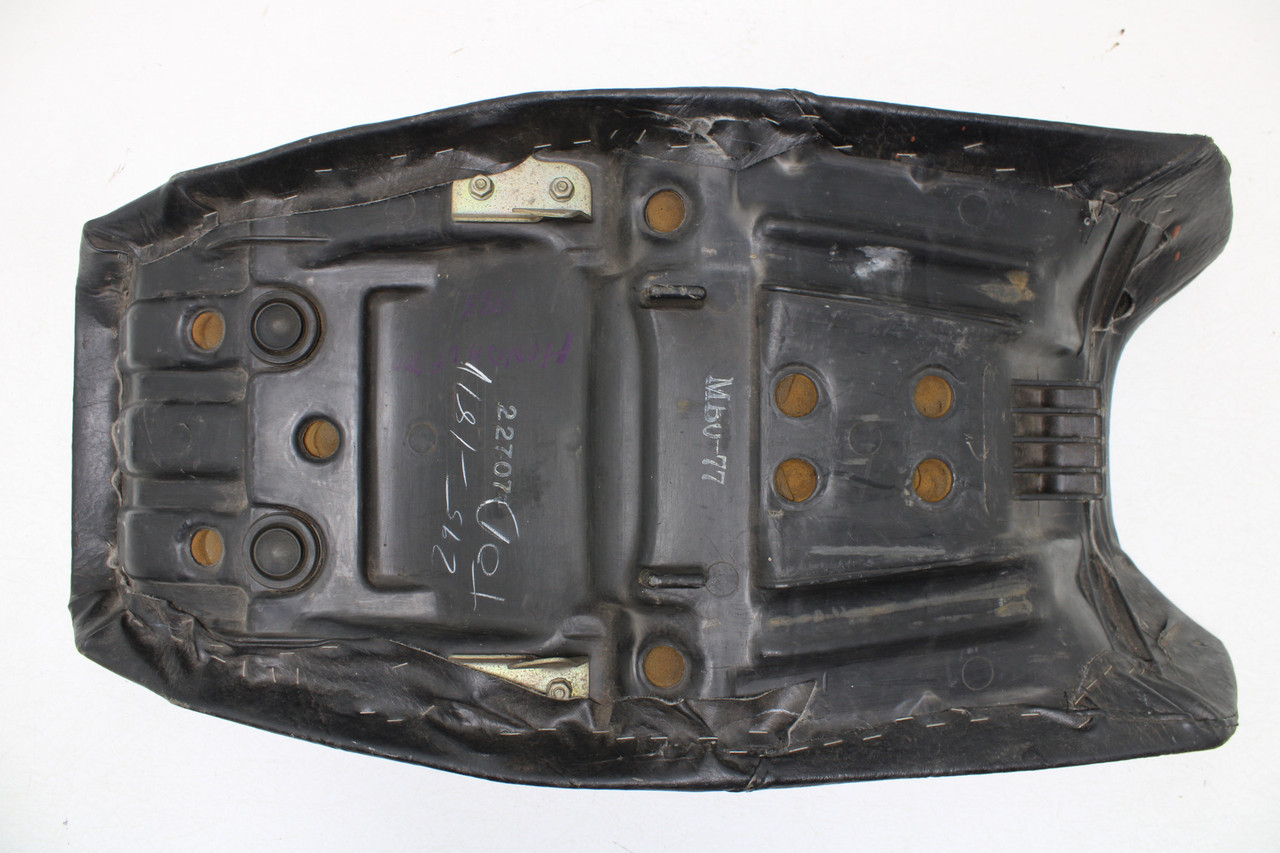 Honda VF700 S Sabre 1984 Drivers Seat