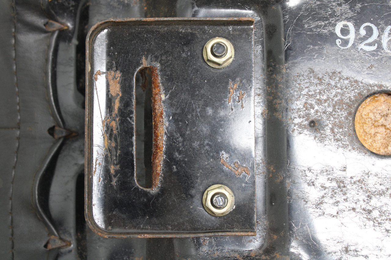 Honda CM400E 1980-1981 77200-447-670 Seat