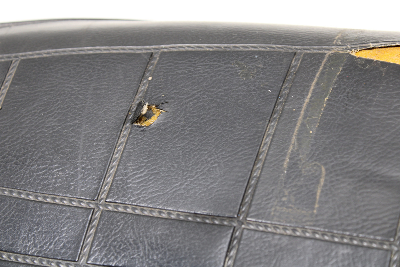 Kawasaki KZ400 Stock Drivers Seat 1976?