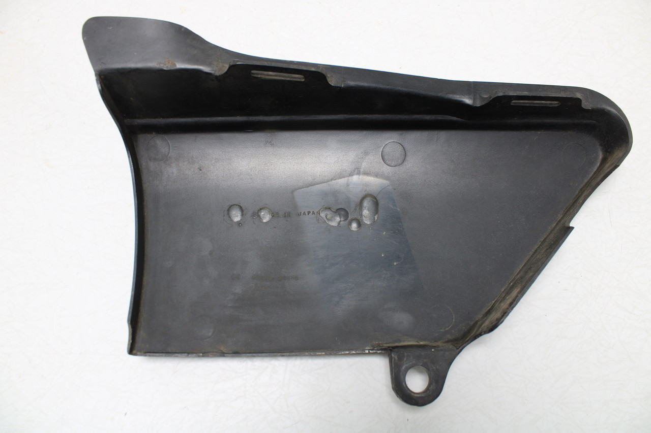 Suzuki GS750 1977-1979 47111-45000 Side Cover Right Side