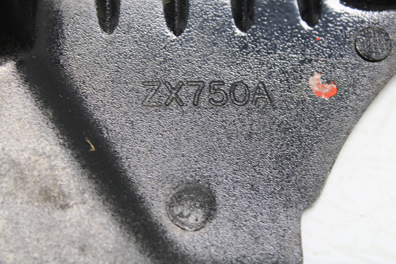 Kawasaki GPZ ZX750-A3 14026-1084 COVER-CHAIN,BLACK