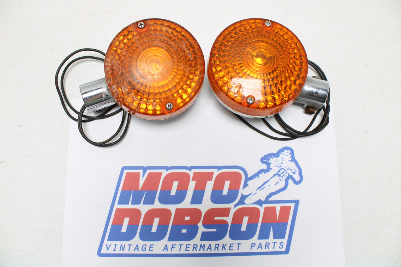 Honda CB750C Custom 1982 Pair of Turn Signals Left Right