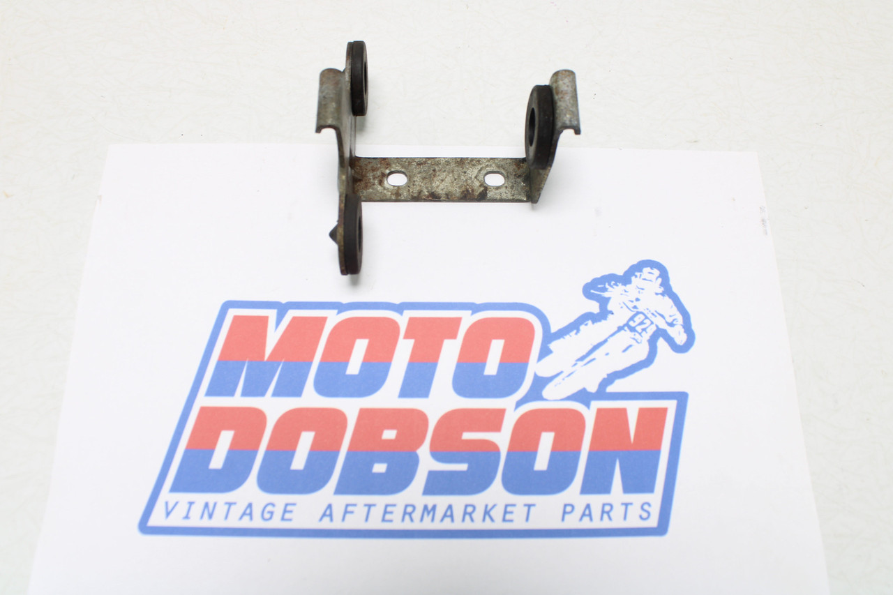 Kawasaki Z1 1973-1975 32131-001 BRACKET,OIL TANK