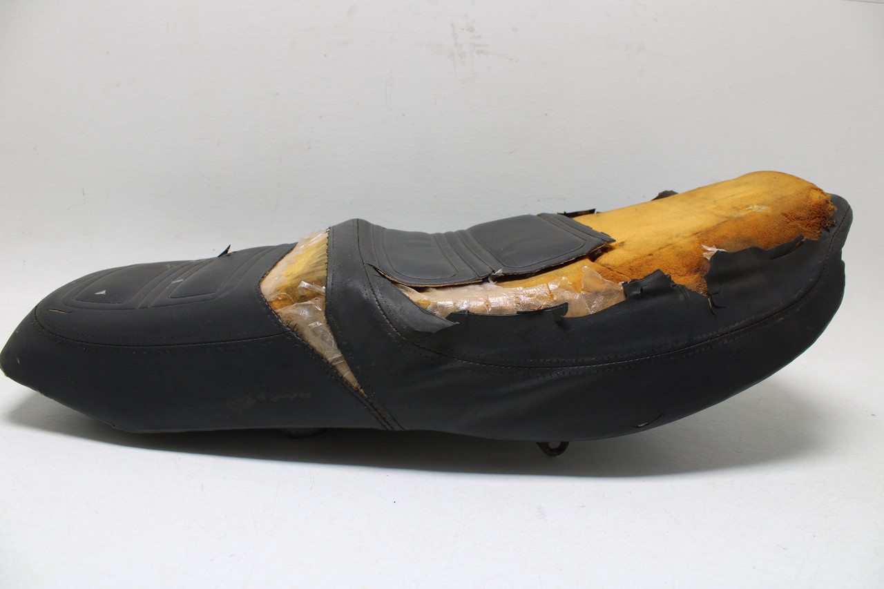 Honda CB650 SC Nighthawk 1983-1985 77100-ME5-671 SEAT, DOUBLE