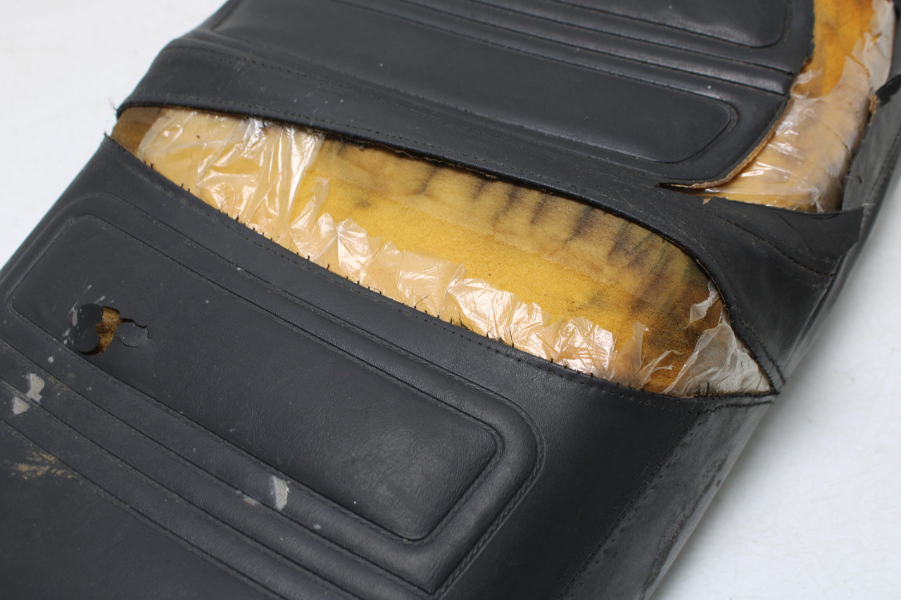 Honda CB650 SC Nighthawk 1983-1985 77100-ME5-671 SEAT, DOUBLE