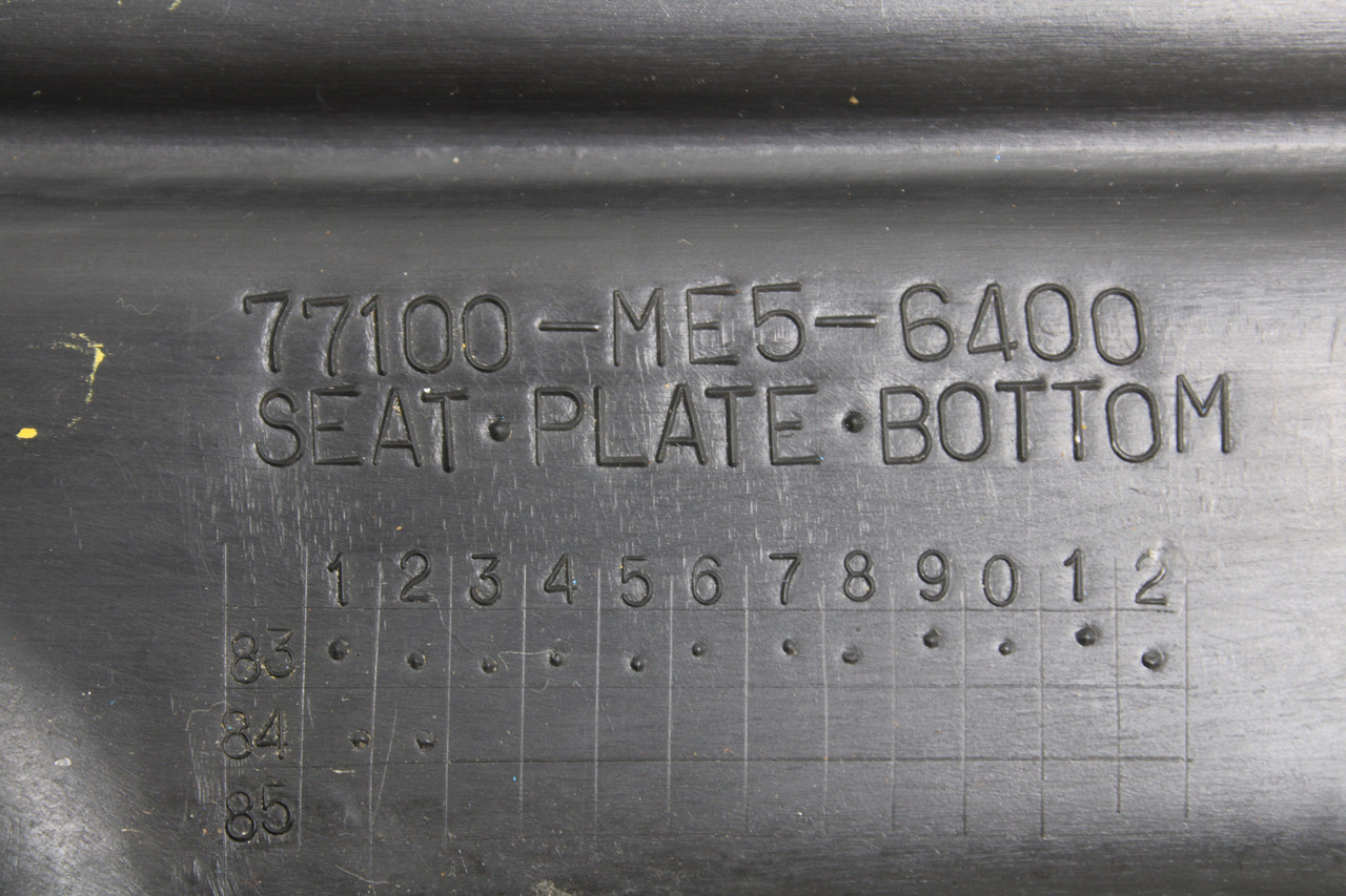 Honda CB650 SC Nighthawk 1983-1985 77100-ME5-671 SEAT, DOUBLE