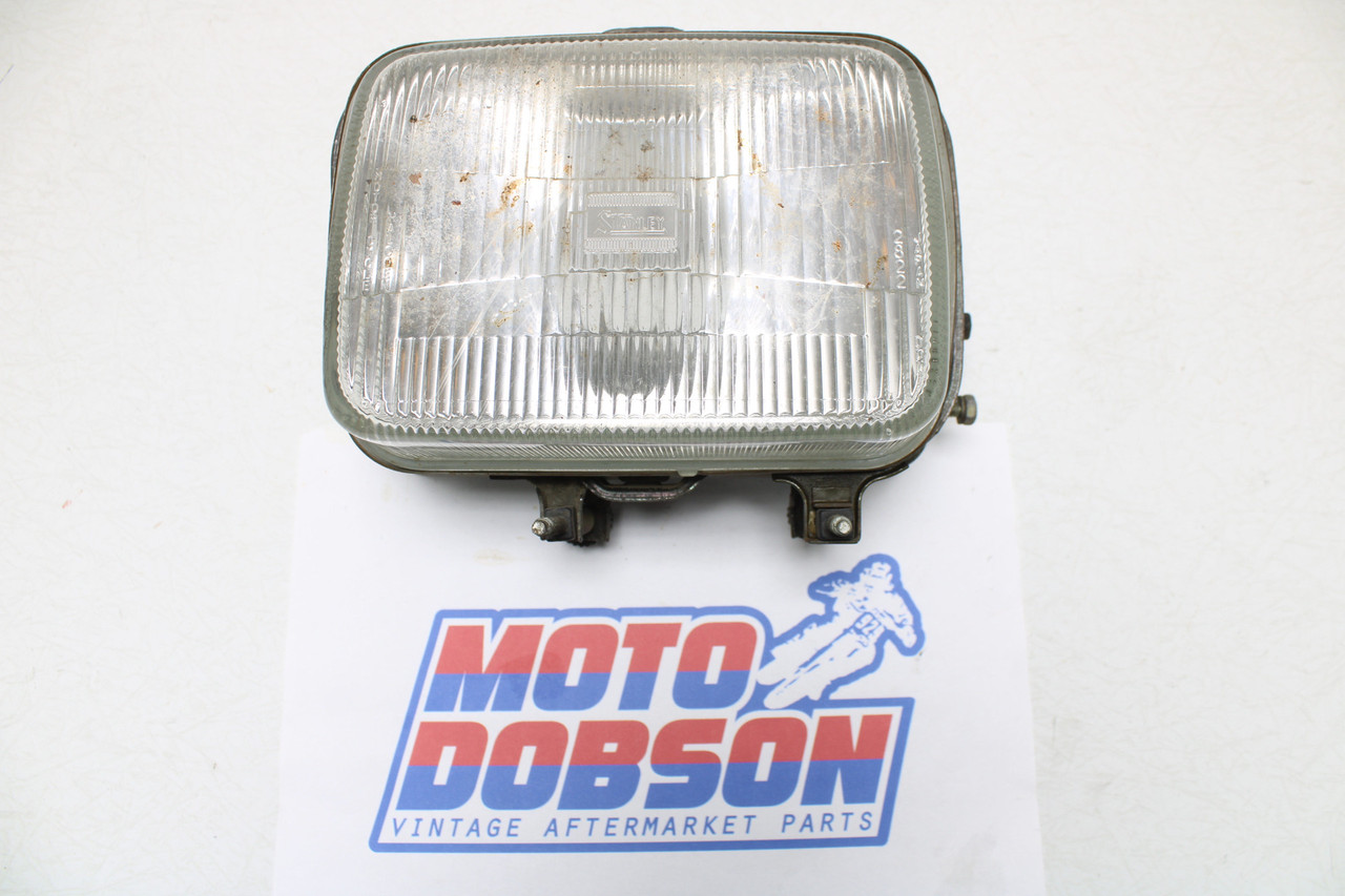 Suzuki GS550/700/750/1100  1980's 35100-49530-999 Headlight (no bulb)
