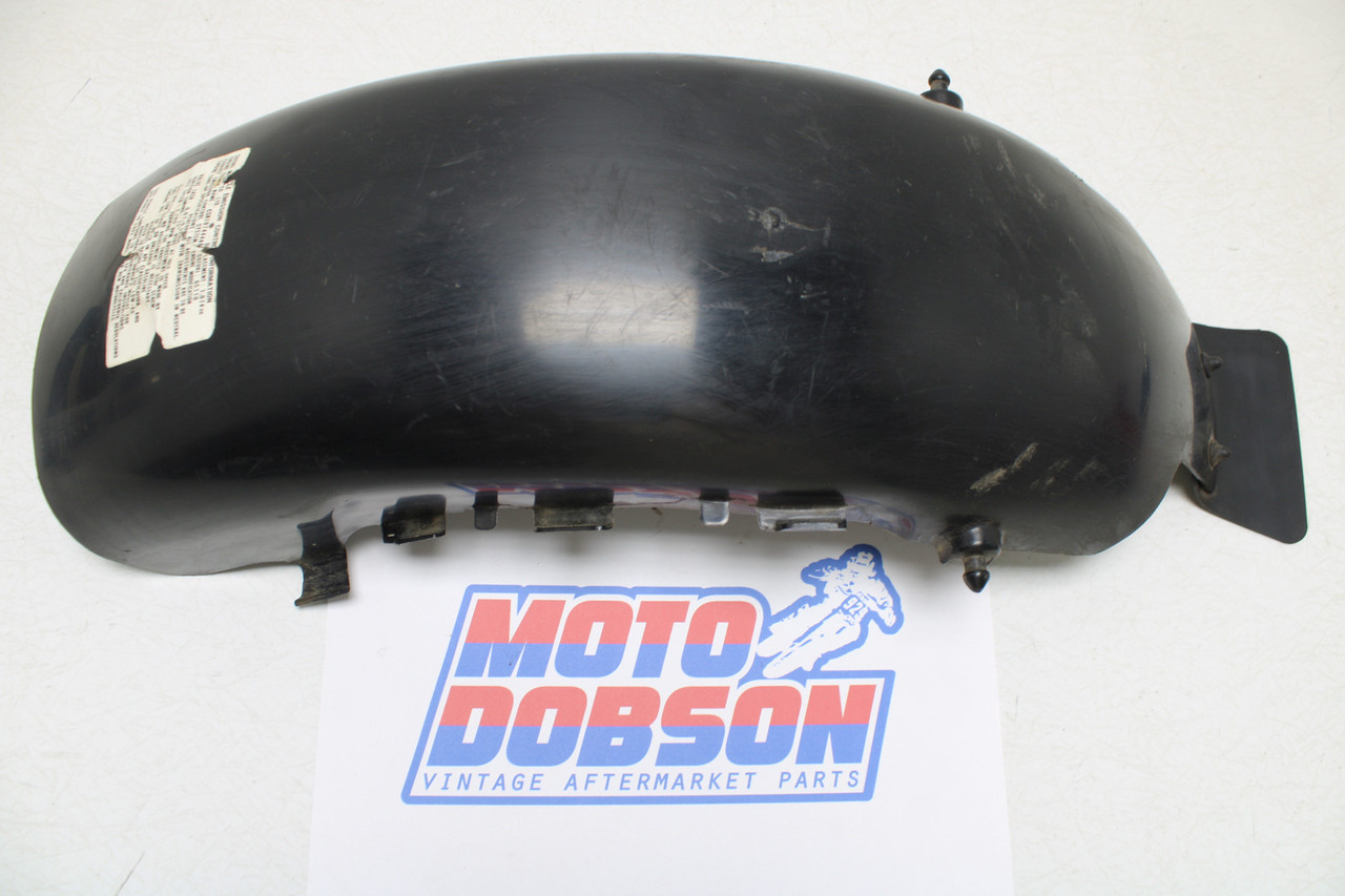Suzuki GS1100E 1982 63112-49004 FENDER COVER