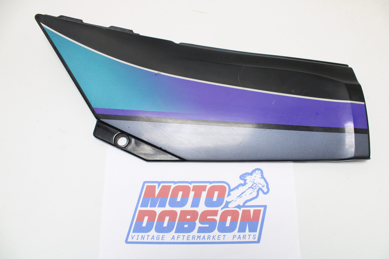 Kawasaki GPX600R ZX600 36001-1382 Left Side Cover Panel