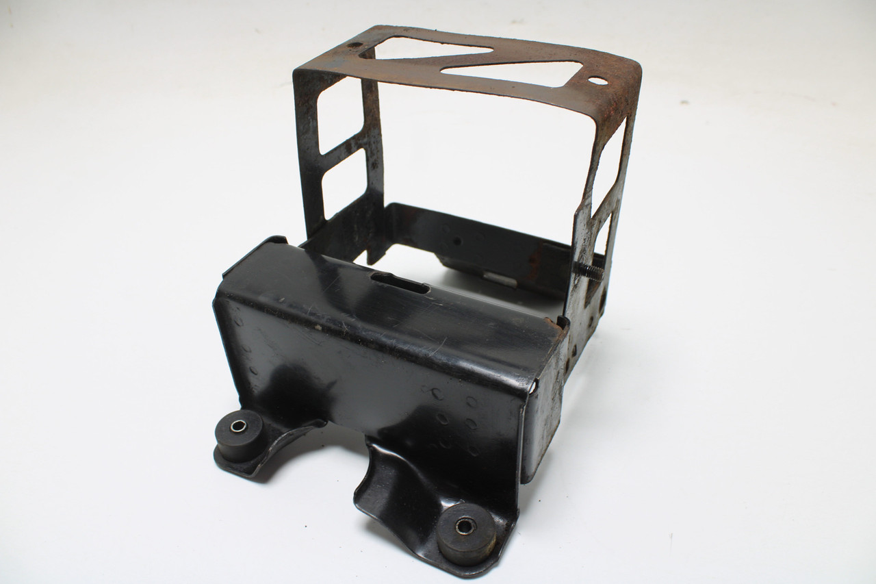 Suzuki Lemans GT750 1972-1977 41540-31000 HOLDER, BATTERY