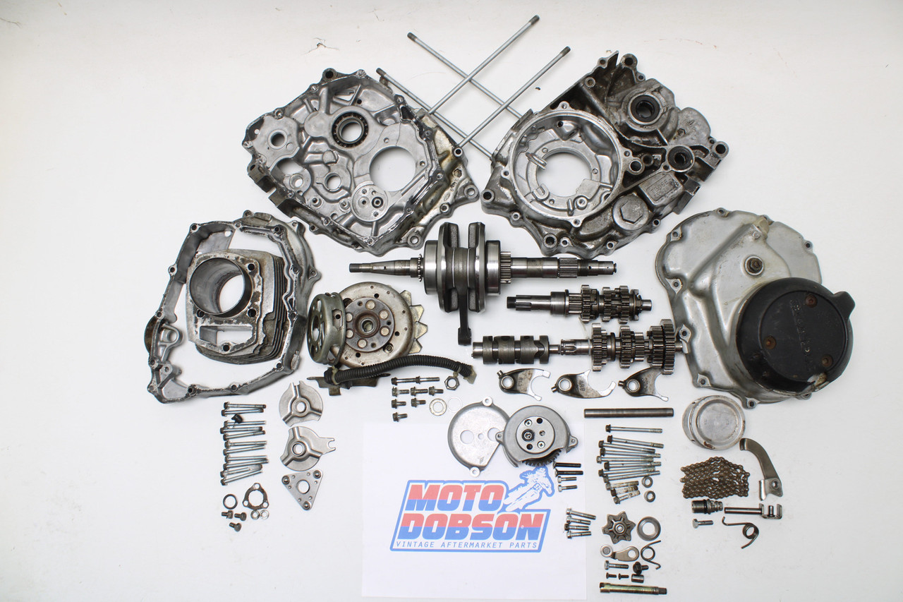 Honda ATC200S 1985 Engine Crankcase Crankshaft Clutch Transmission Cylinder