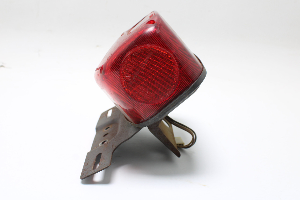 Suzuki GS400 550 750 1977-1979 35710-45011 Tail Light and Bracket