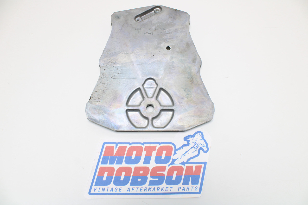 Kawasaki JS440 550 1976 11046-3847 Support Bracket