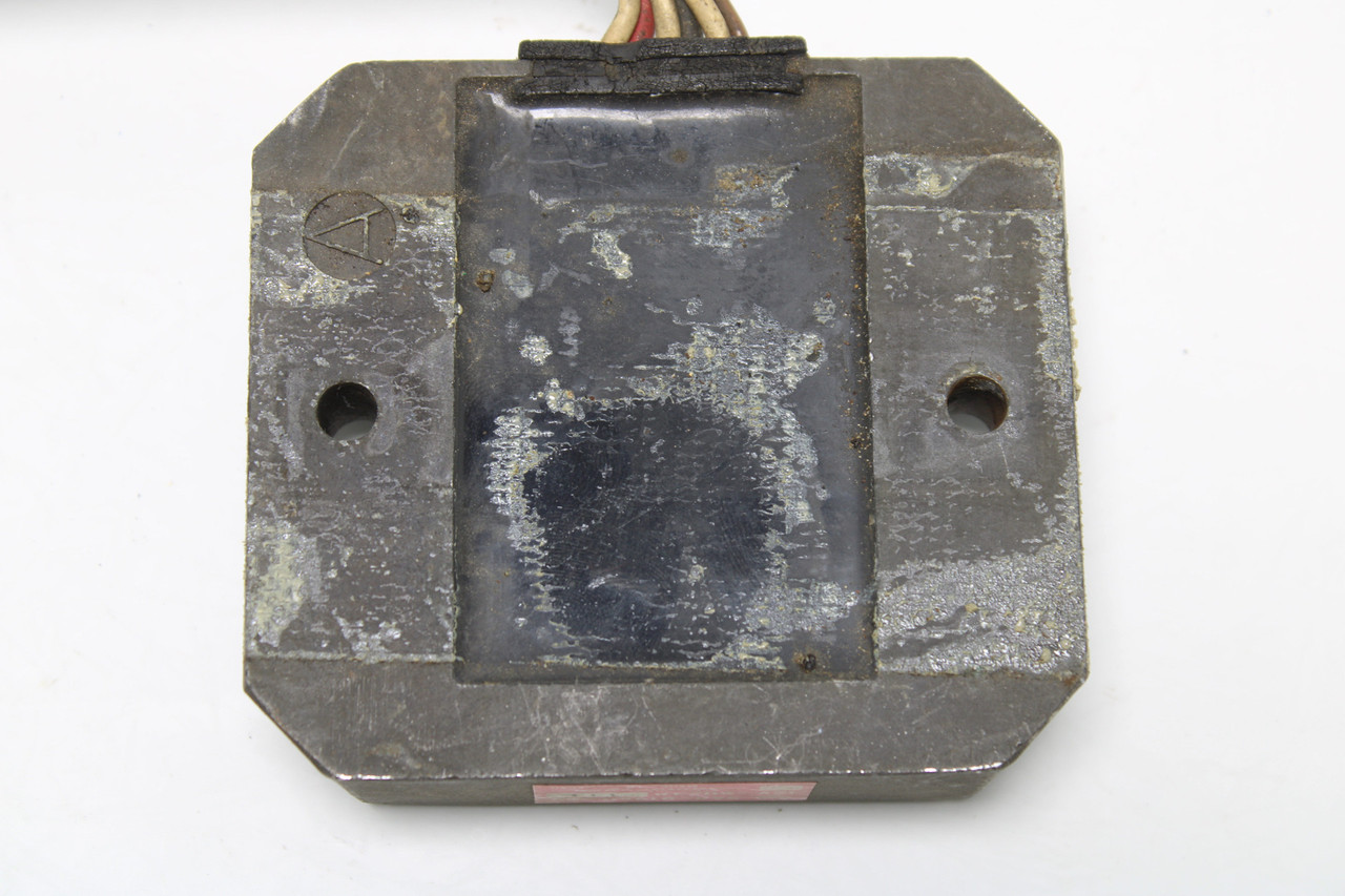 Yamaha XV920RJ 1982 5A8-81960-A0 Regulator Rectifier