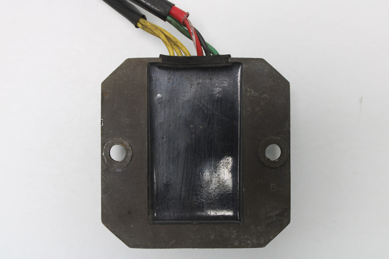 Honda CB400 1978 Voltage Regulator Rectifier SH232-12 7.Y 12V