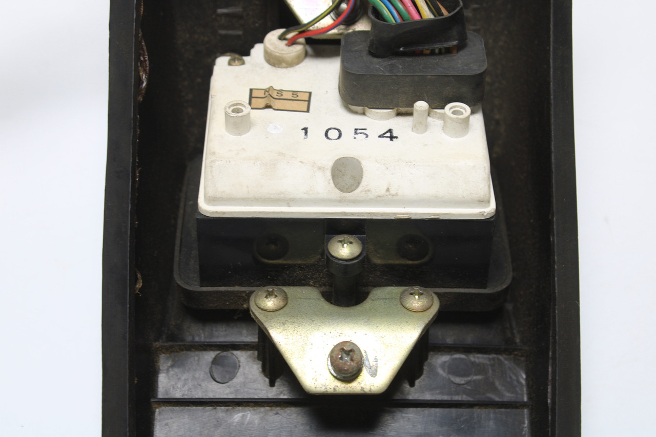 Kawasaki GPZ ZX1100 1983-1984 28011-1041 Fuel Warning Meter