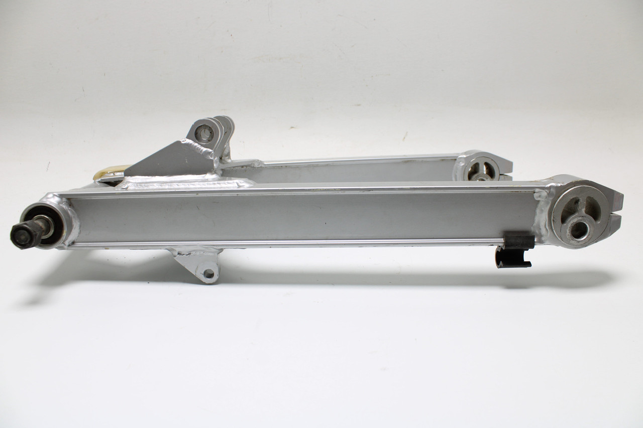 Kawasaki GPZ ZX750 A1 A2 A3 1983-1985 33001-1215-F2 Swing Arm