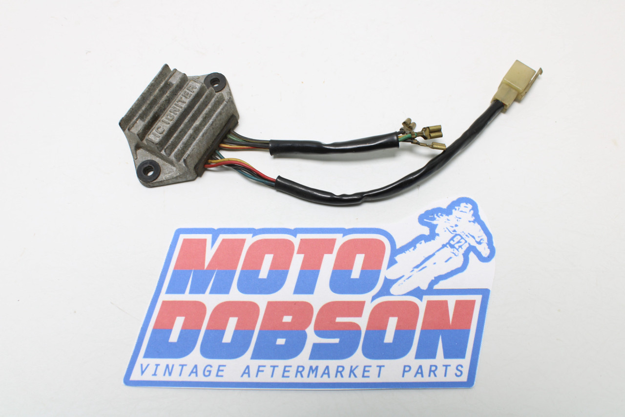 Kawasaki KZ550D H GPZ 1982-1983 21119-1039 CDI Igniter