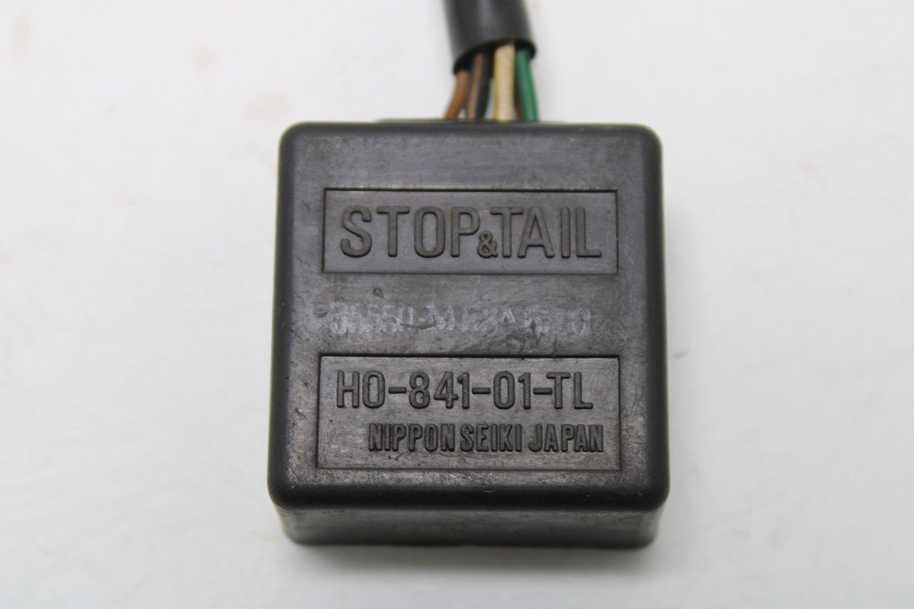 Honda VT700 VF700 H0-841-01-TL Signal Relay Flasher Stop Turn