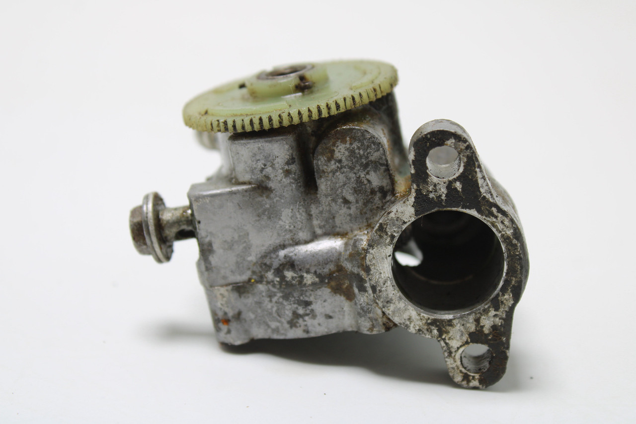 Yamaha CT1 175 1969 Enduro 214-13101-04-00 Oil Pump Assy