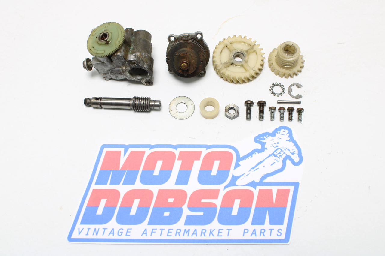 Yamaha CT1 175 1969 Enduro 214-13101-04-00 Oil Pump Assy