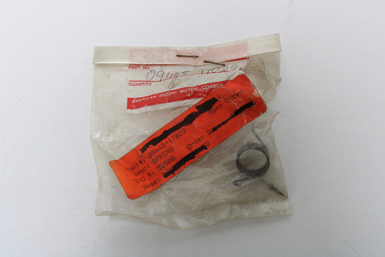 Suzuki VS1400 DR650SES 09448-17029-XC0 Spring