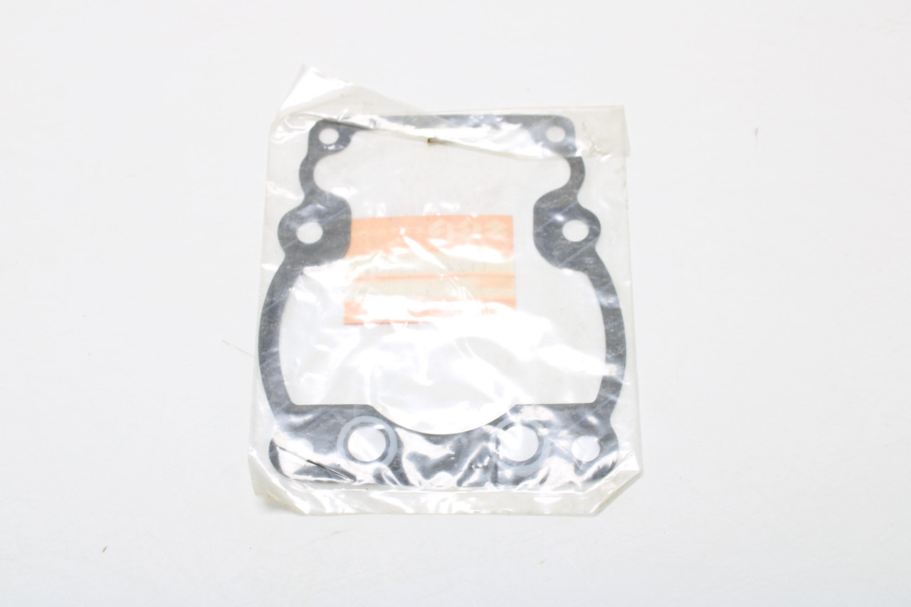 Suzuki RM125 1981 11241-14101-H17 Gasket, Cylinder
