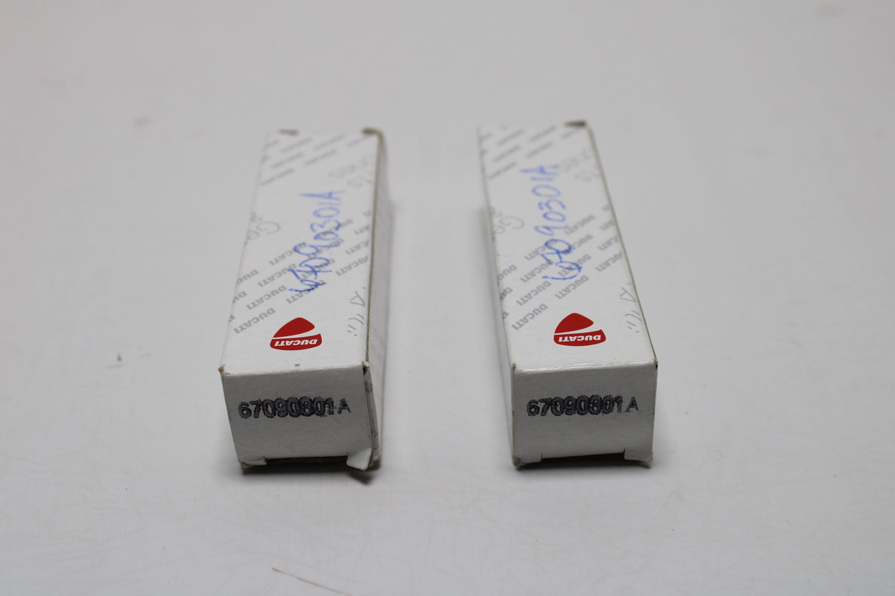 Ducati 749 S 749 R 67090301A Champion RG59V Spark Plug QTY 2