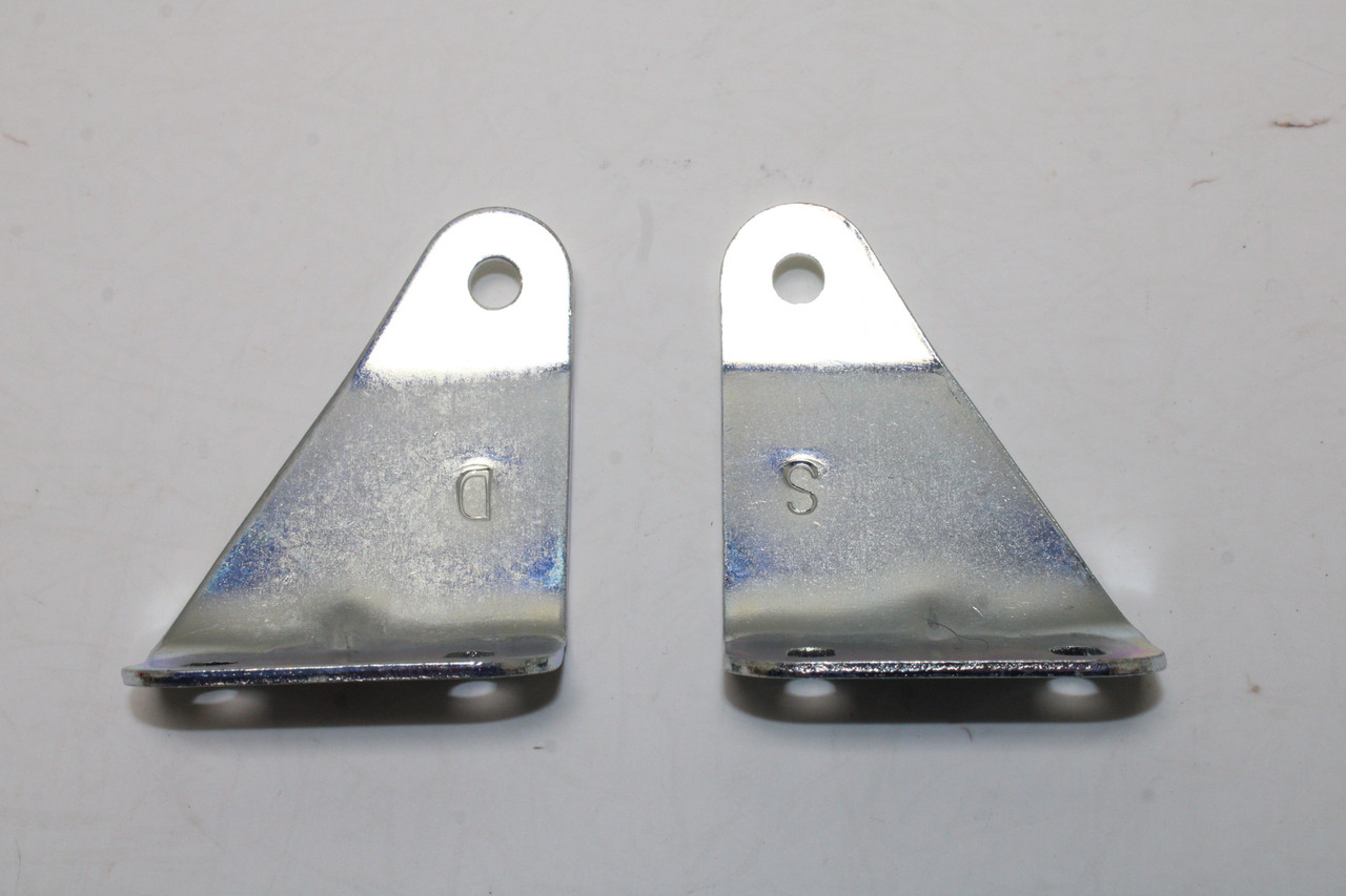 Ducatia Monster 400 620 1000 82710971A, 82710961A Left, Right Seat Cover Mount