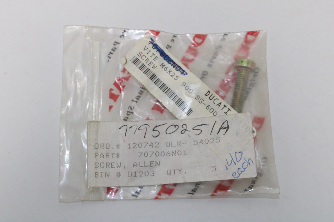Ducati MH900E 996R 996R II 77950251A Screw