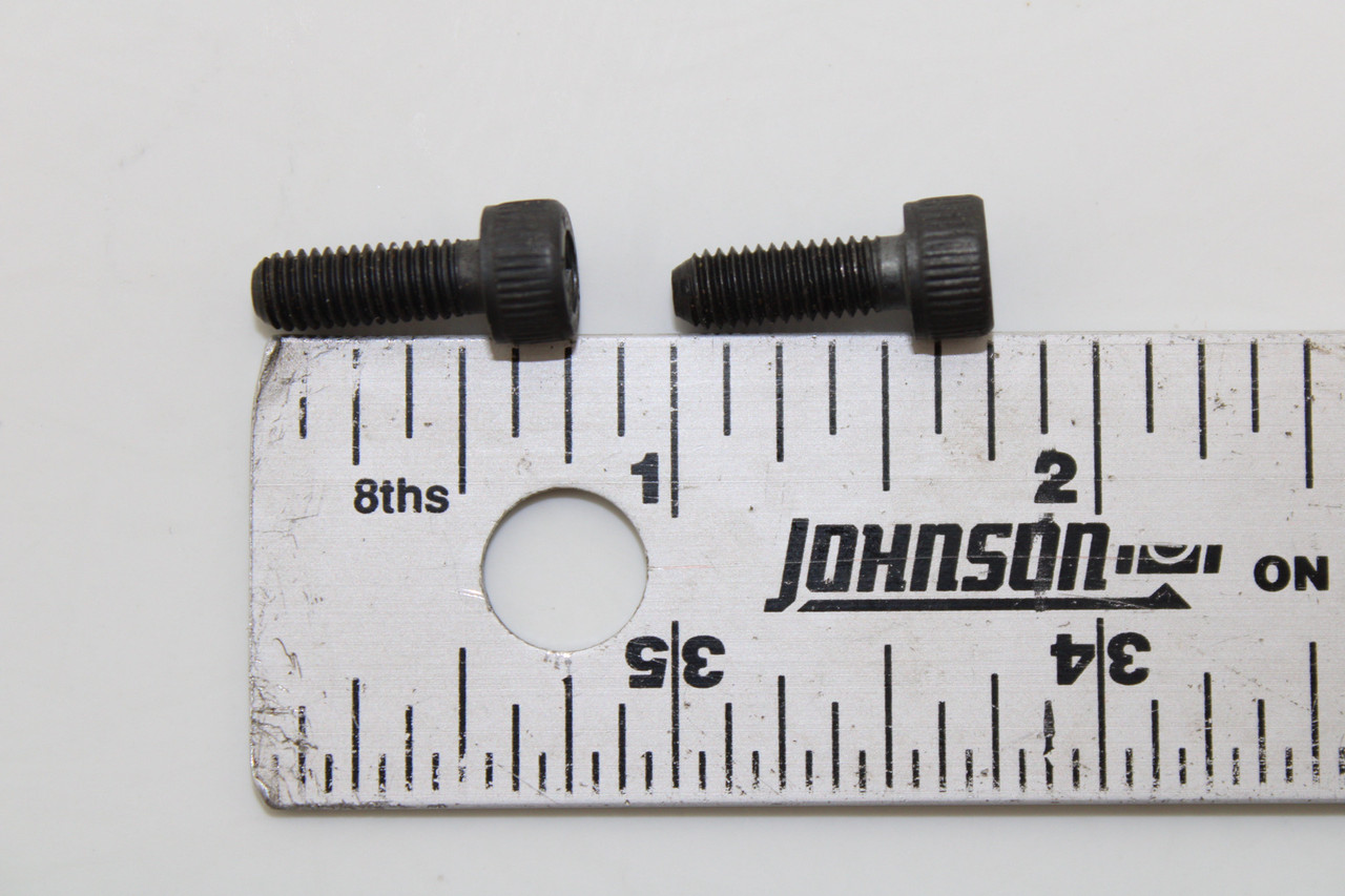 Ducati Monster 400 600 750 900 77150400C Screw Sold as Pair