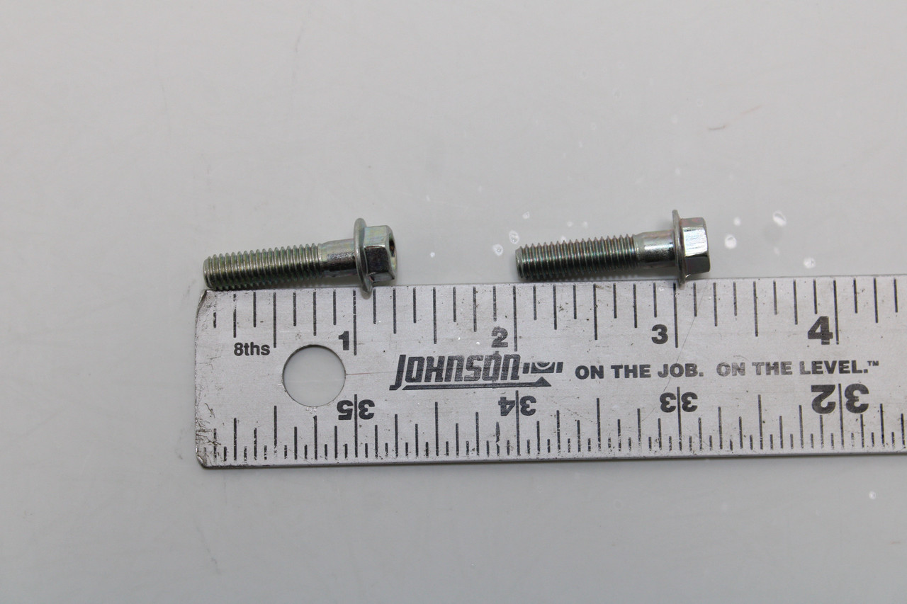 Ducati 1199 Panigale Panigale R 77253337C Screw Sold as Pair