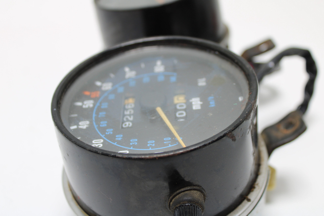 Kawasaki KZ1000 1982 25005-1111, 25015-1087 Speedo-Tach Gauges