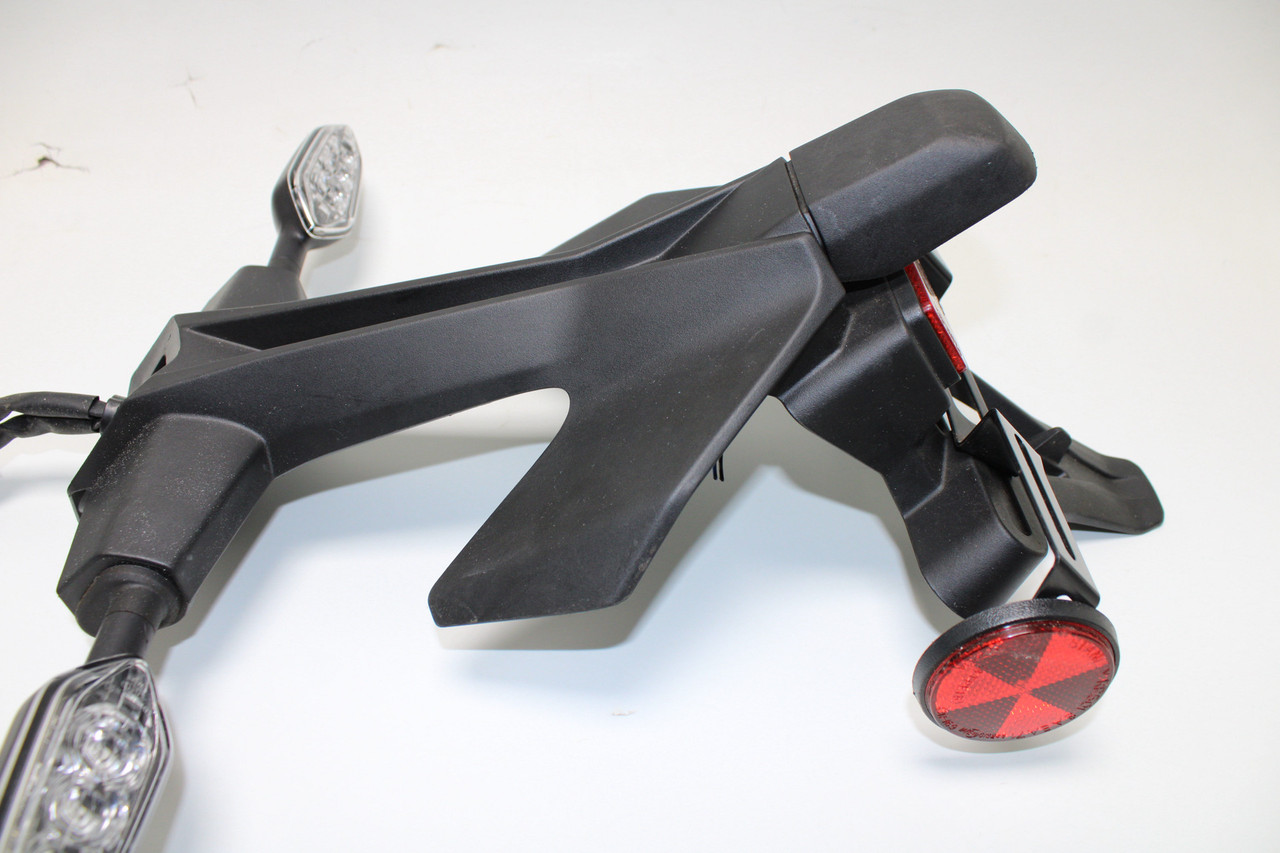 Yamaha YFZ-R1 2CR-2162R-00 Rear Fender Assy With Taillights