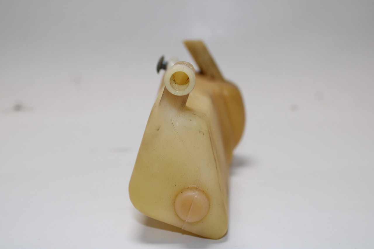 Honda CB1100F Super Sport 1983 17300-MG5-670 Tank, Breather