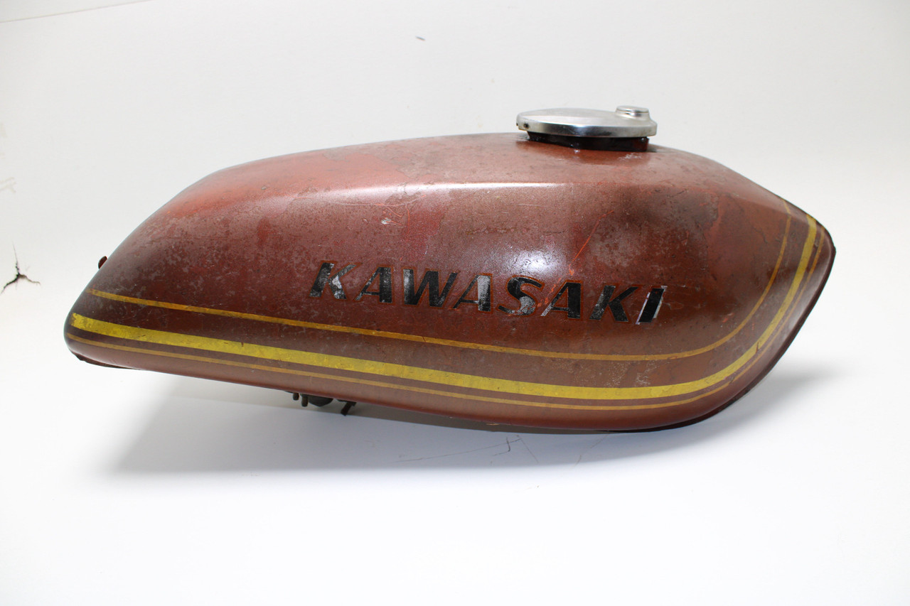 Kawasaki H1 Mach III 500 Fuel Tank orange Fuel Cap 51048-012 No key