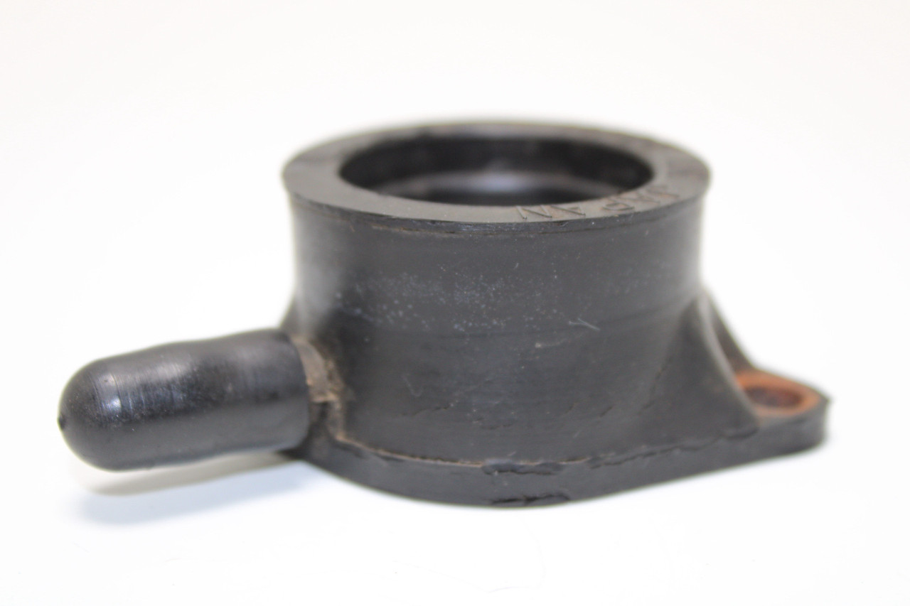 Kawasaki Z1 KZ900 KZ1000 16065-028 RH Carburetor Holder