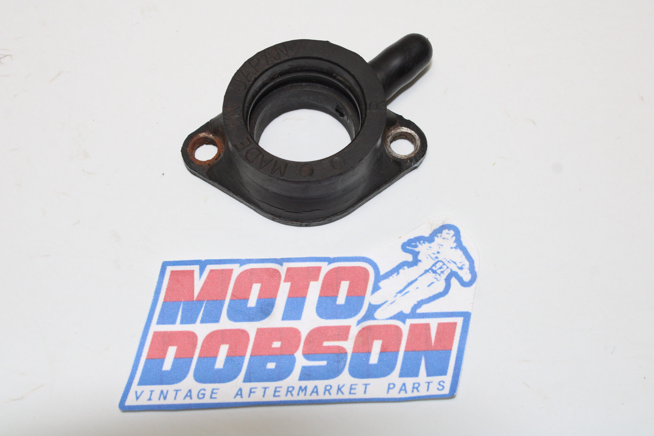 Kawasaki Z1 KZ900 KZ1000 16065-028 RH Carburetor Holder