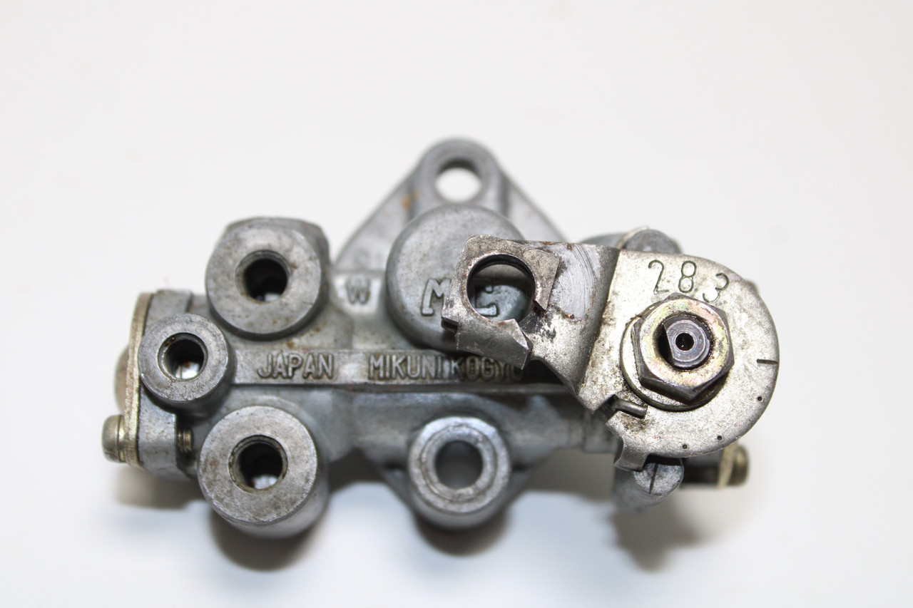 Suzuki TC125 1972-1975 16100-28830, 16100-28010 Oil Pump 1