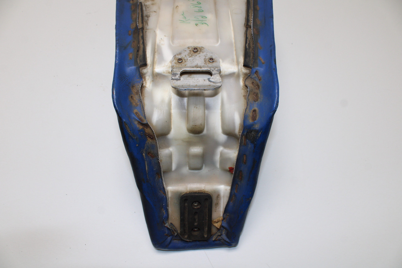 Suzuki RM125 RM250 Model E 1984-1985 45100-14X00-58D Seat