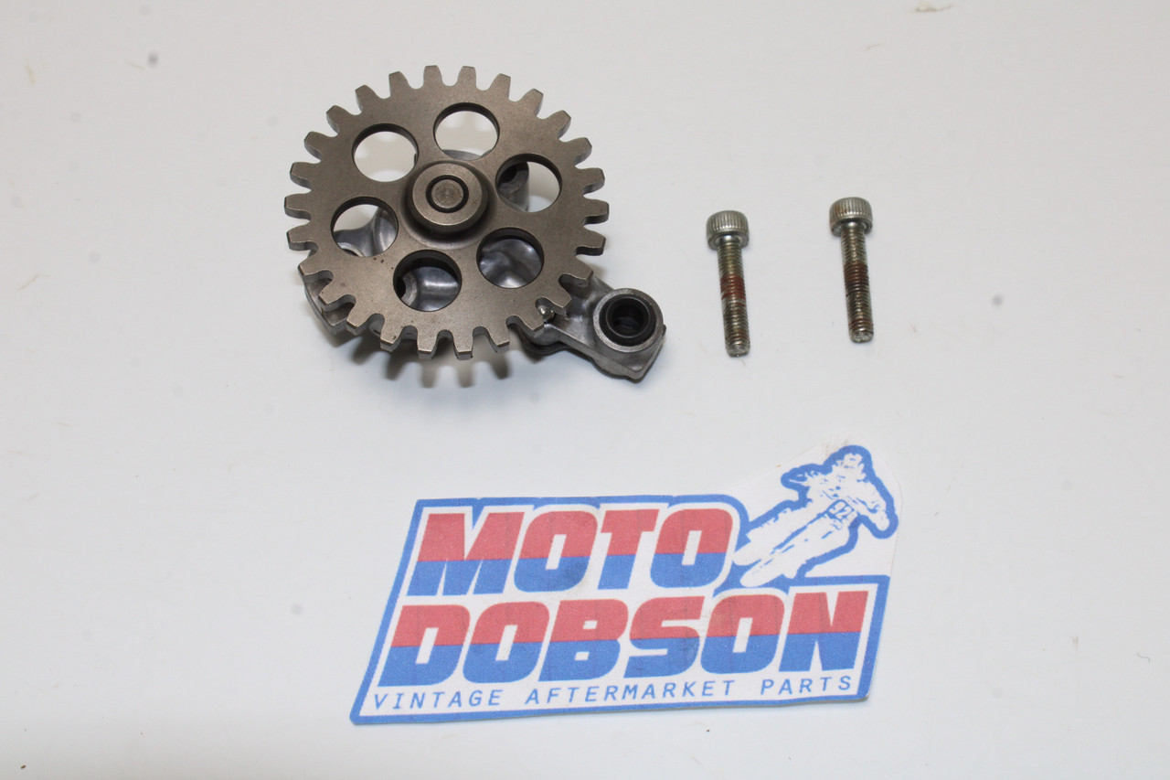 Yamaha YZ450F 2014-2021 1SL-13300-00-00 Oil Pump Assy